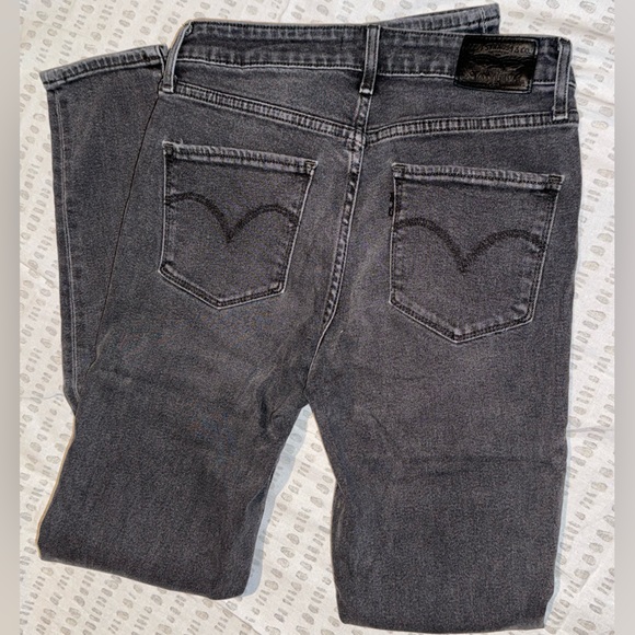 Levi’s 721 Ripped Knees High Rise Skinny - Distressed Washed Black - Size 27 - Picture 4 of 10